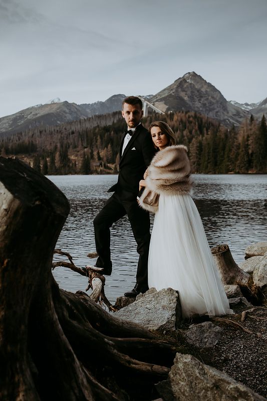 Sesja ślubna w górach szczyrbskie jezioro