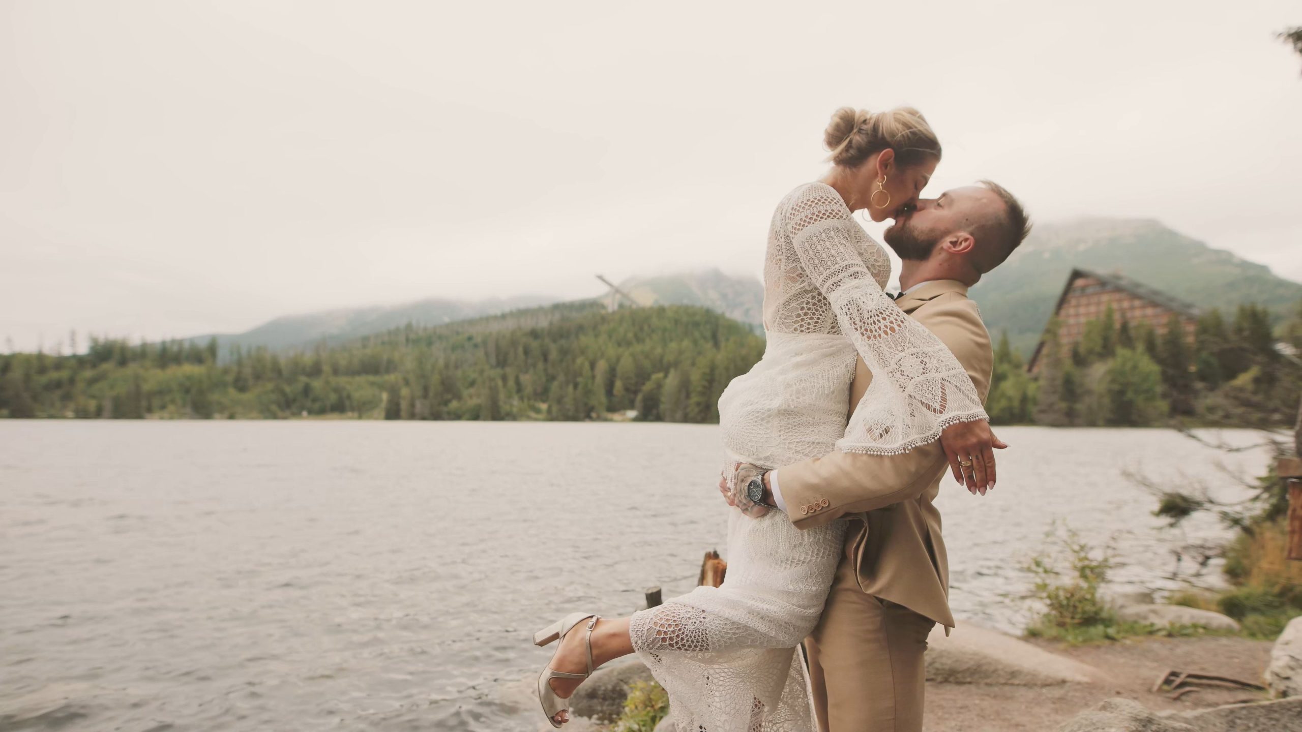 sesja ślubna w górach szczyrbskie jezioro